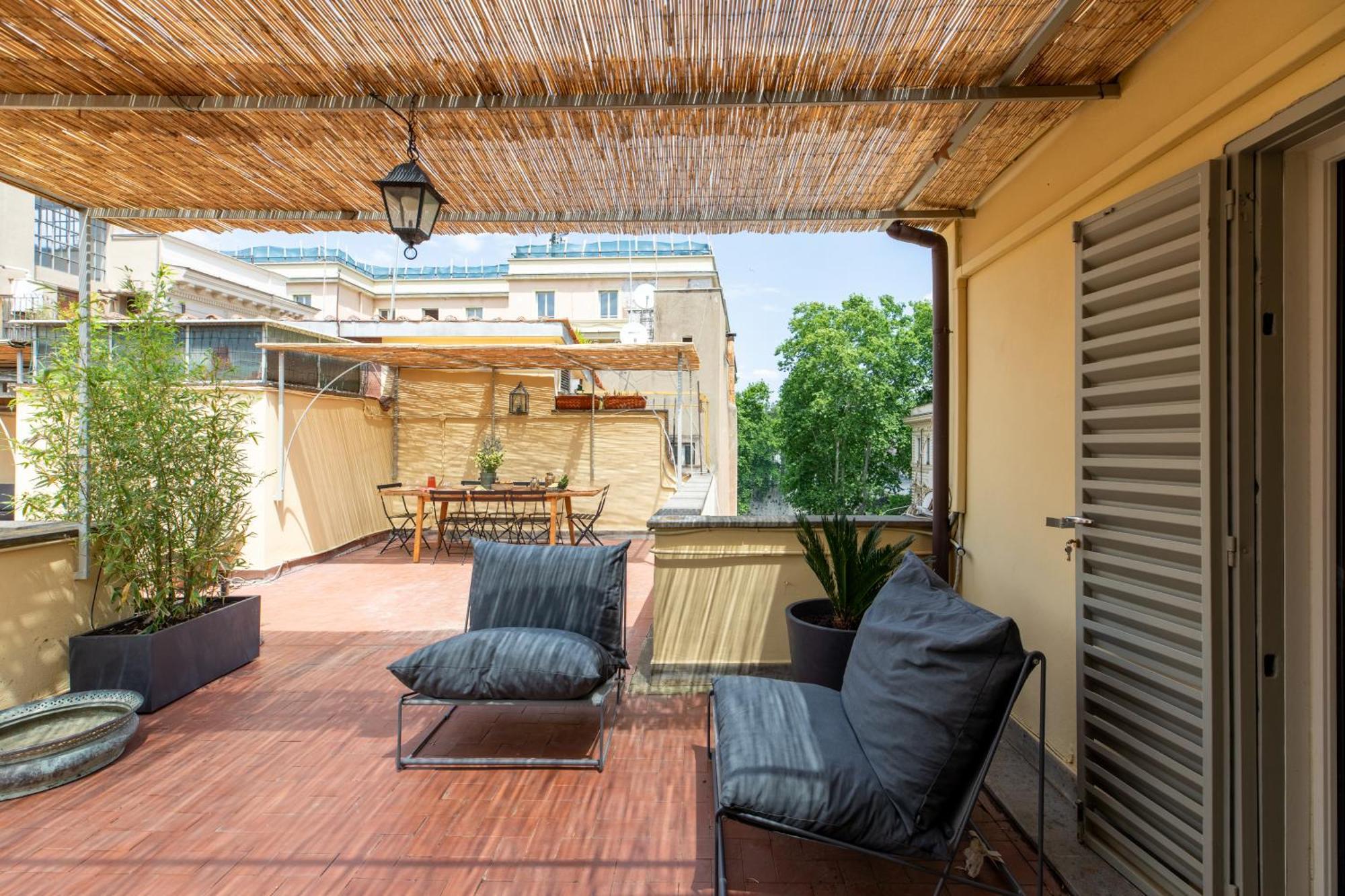 Appartement Iflat Trastevere Stylish 4 Bedroom Penthouse