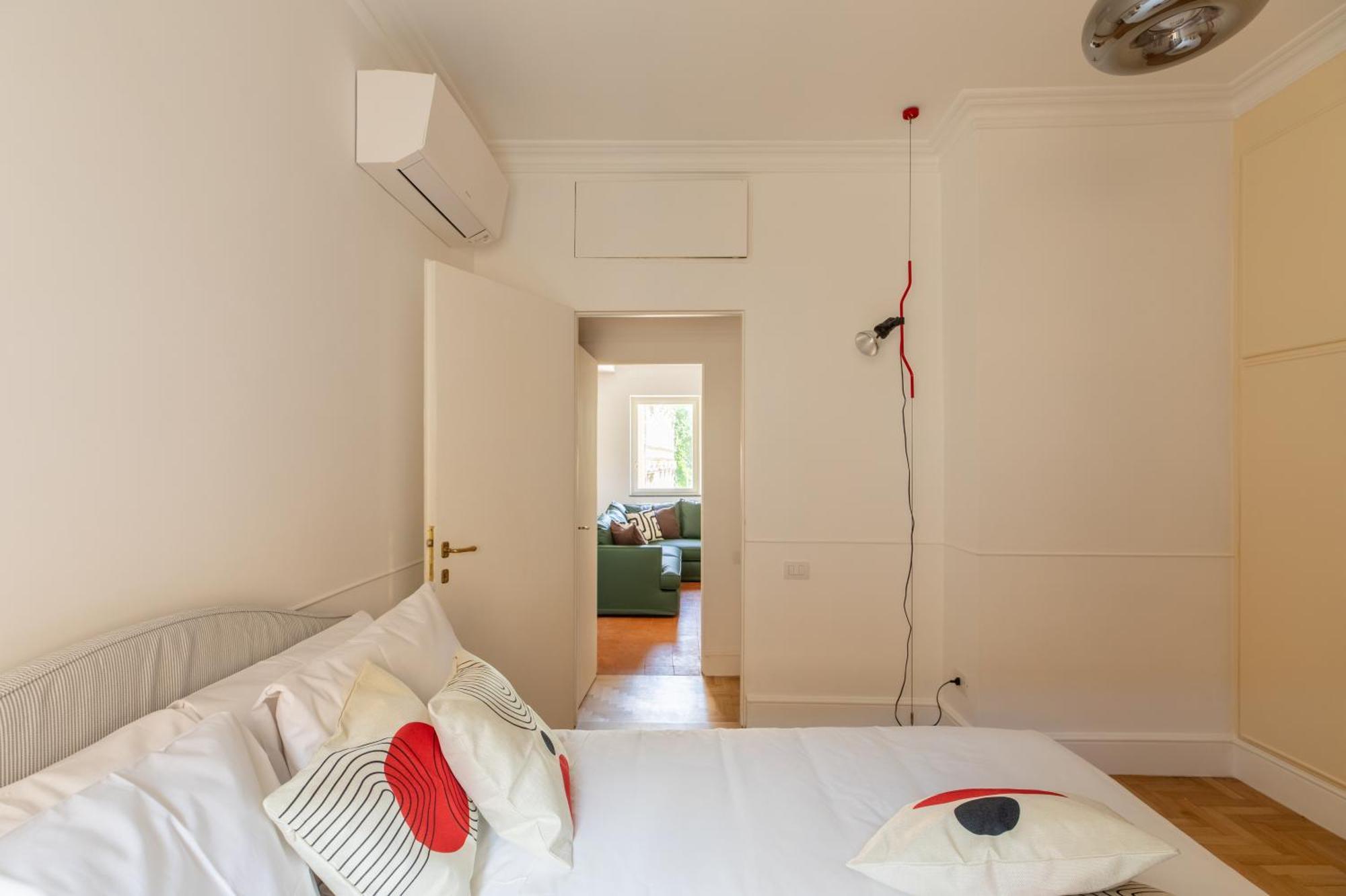 Appartement Iflat Trastevere Stylish 4 Bedroom Penthouse *