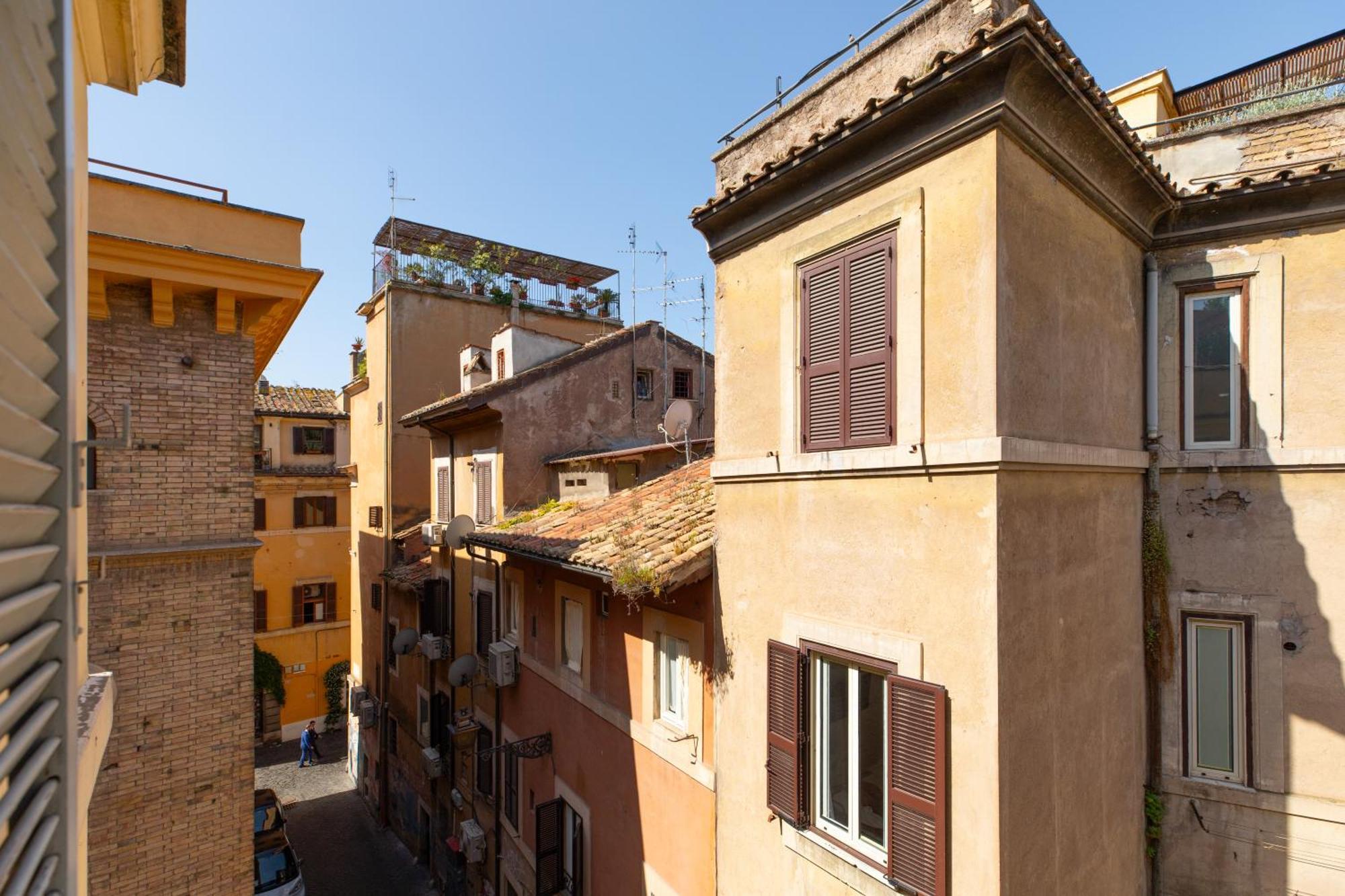 Iflat Trastevere Stylish 4 Bedroom Penthouse Appartement