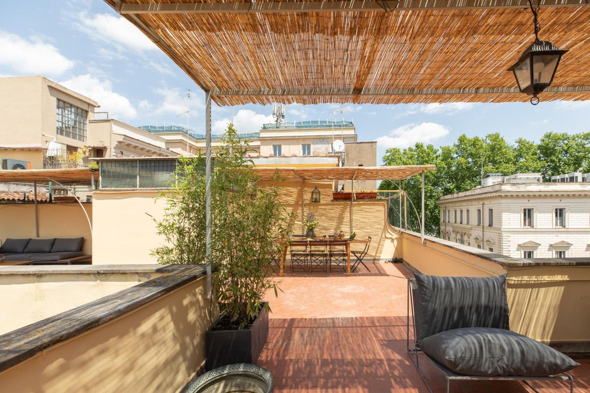 Appartement Iflat Trastevere Stylish 4 Bedroom Penthouse